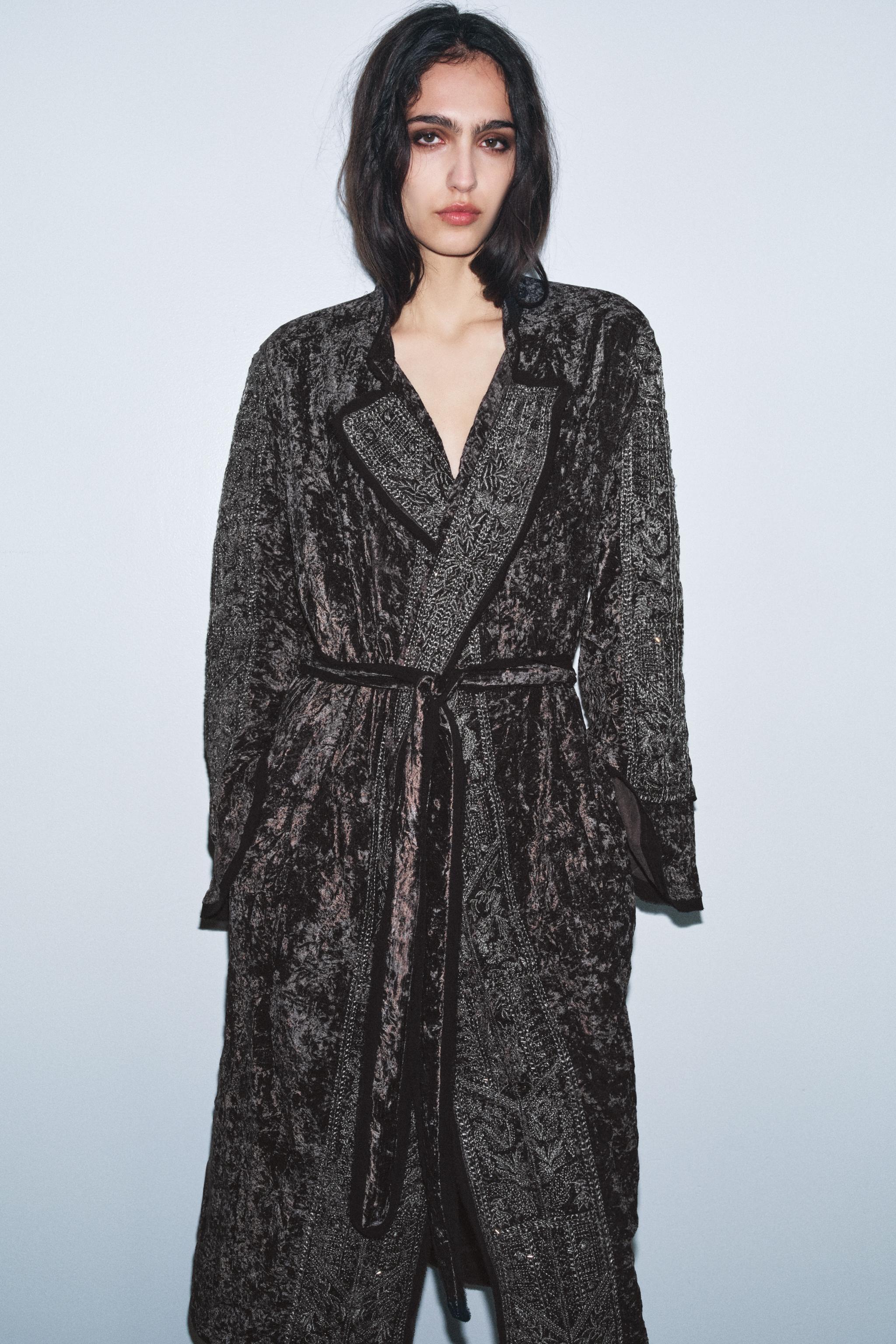 EMBROIDERED VELVET KIMONO ZW COLLECTION LIMITED EDITION